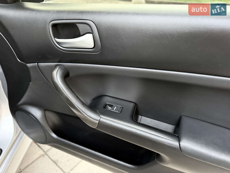 Седан Honda Accord 2006 в Киеве фото 40 Седан Honda Accord 2006 в Киеве