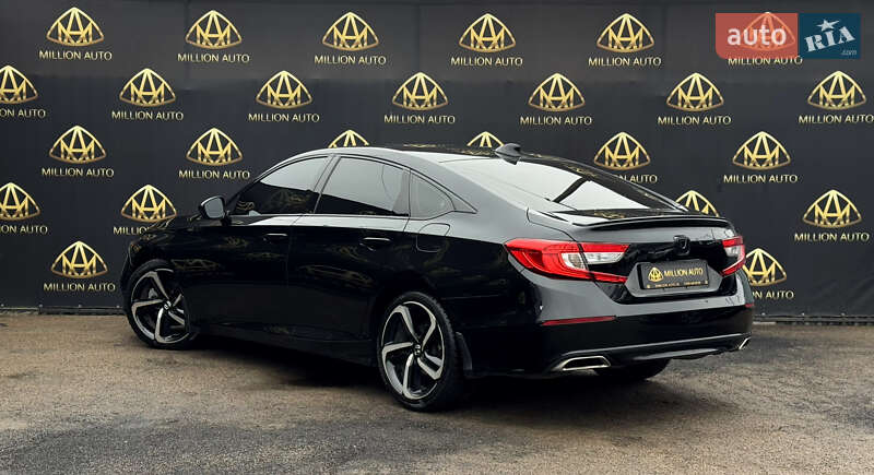 Седан Honda Accord 2020 в Киеве