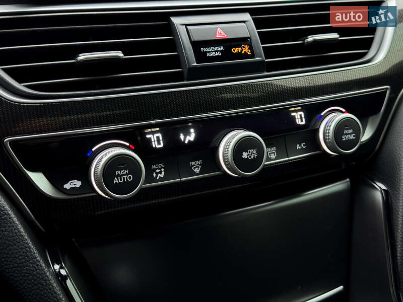 Седан Honda Accord 2020 в Киеве