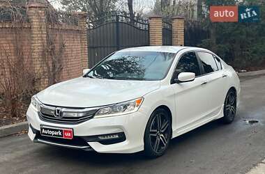 Седан Honda Accord 2016 в Києві