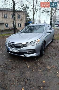Седан Honda Accord 2016 в Пирятине