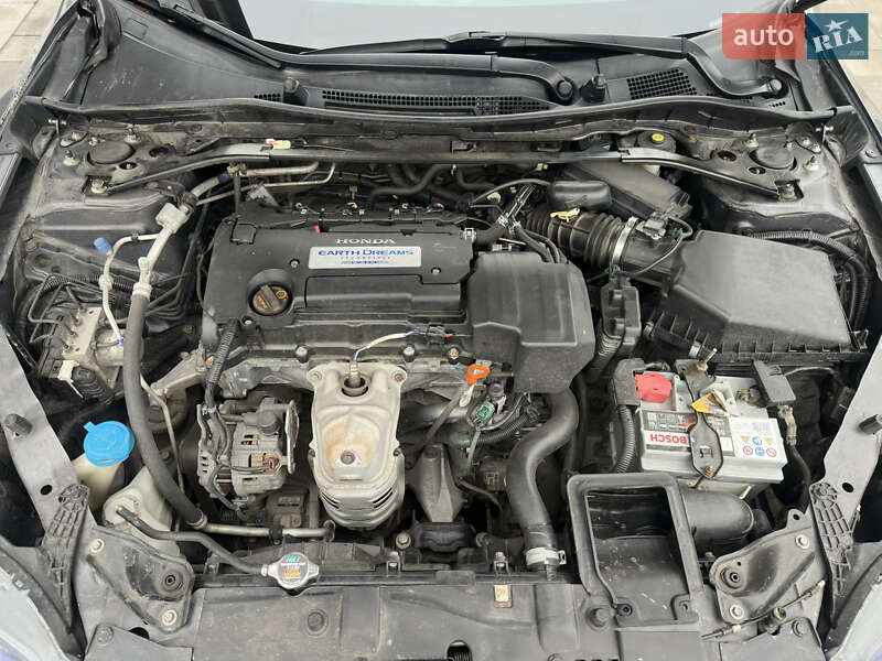 Купе Honda Accord 2013 в Киеве фото 40 Купе Honda Accord 2013 в Киеве