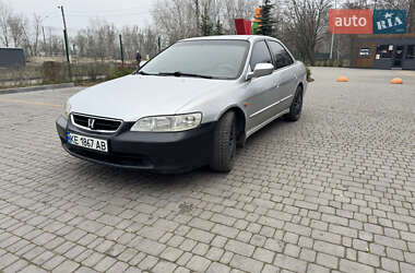 Седан Honda Accord 2000 в Каменском