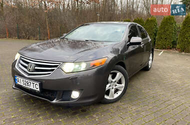 Седан Honda Accord 2010 в Львове