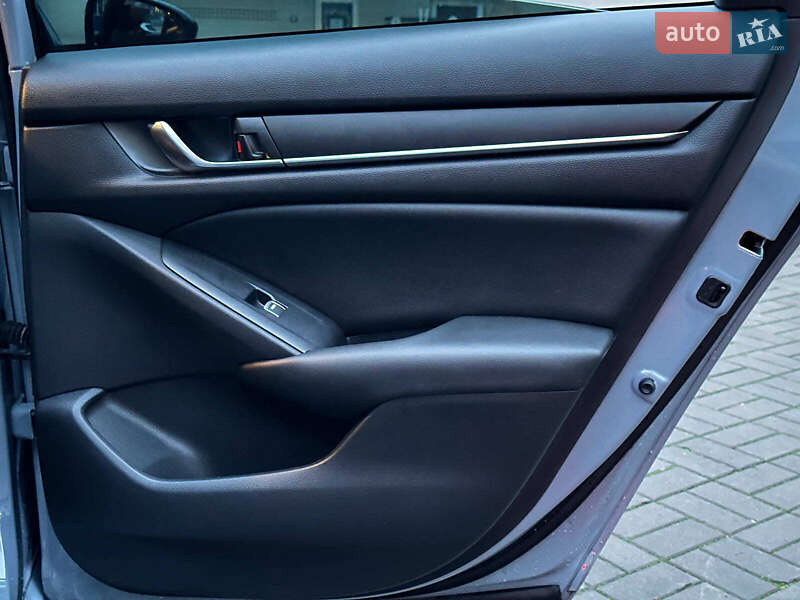 Седан Honda Accord 2022 в Одесі