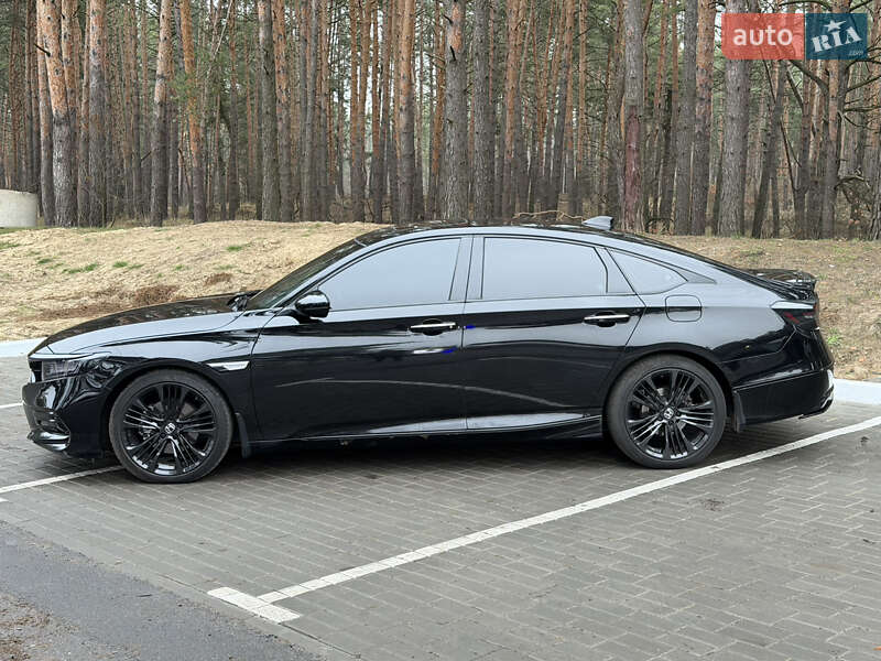 Седан Honda Accord 2018 в Черкасах