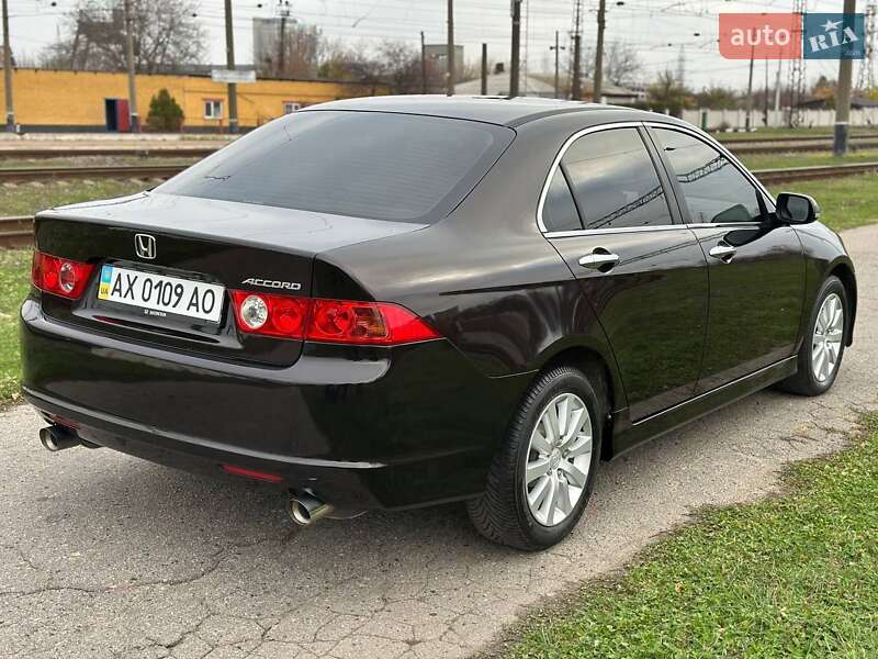 Седан Honda Accord 2006 в Харькове