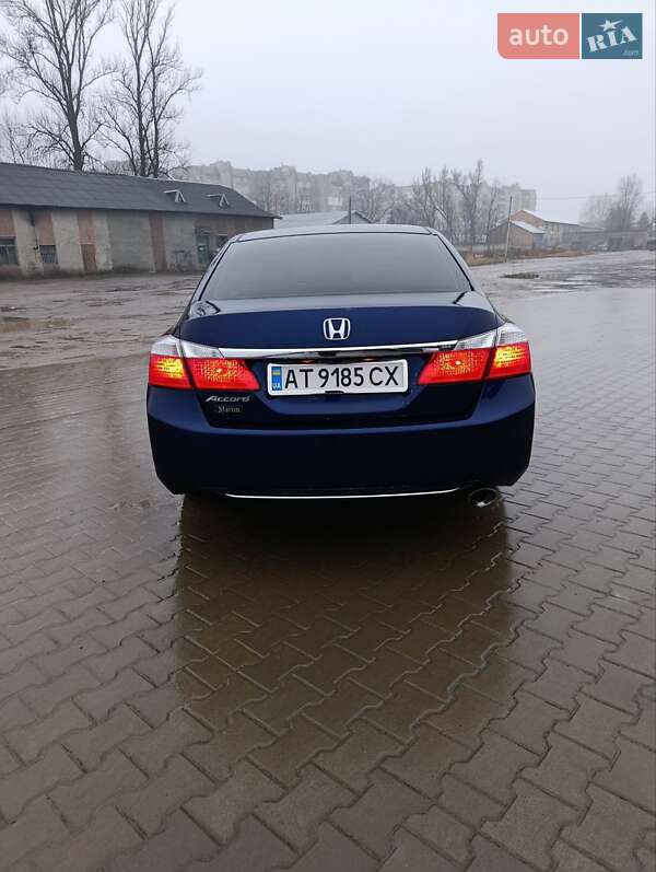 Седан Honda Accord 2013 в Коломиї
