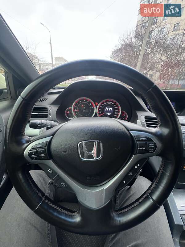 Седан Honda Accord 2011 в Херсоні