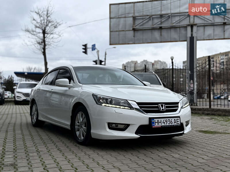 Седан Honda Accord 2013 в Одесі
