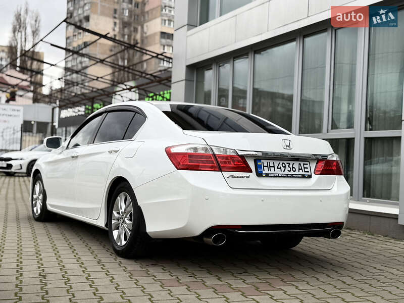 Седан Honda Accord 2013 в Одесі