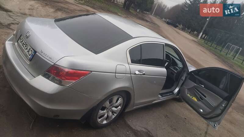Седан Honda Accord 2008 в Киеве