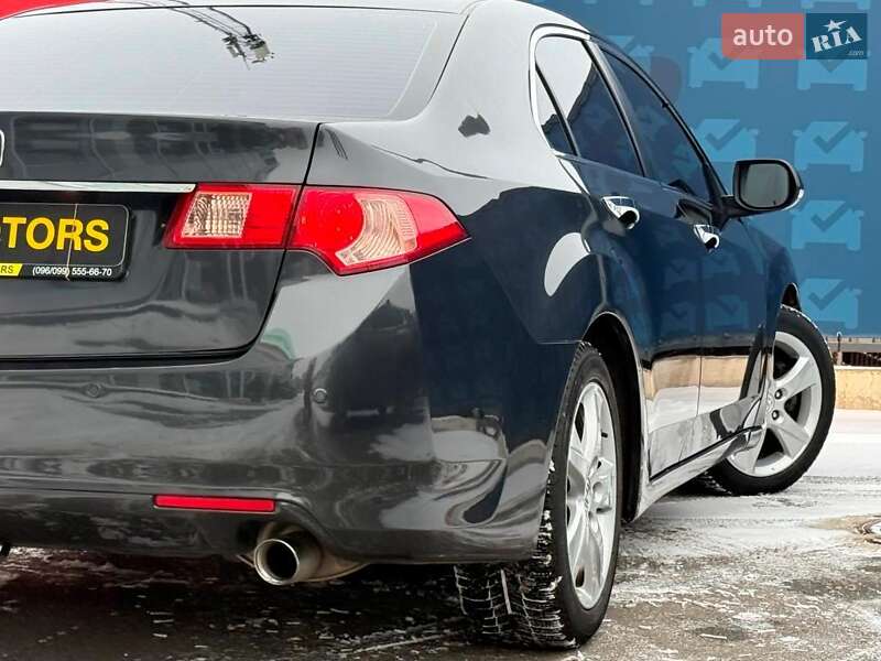 Седан Honda Accord 2011 в Києві