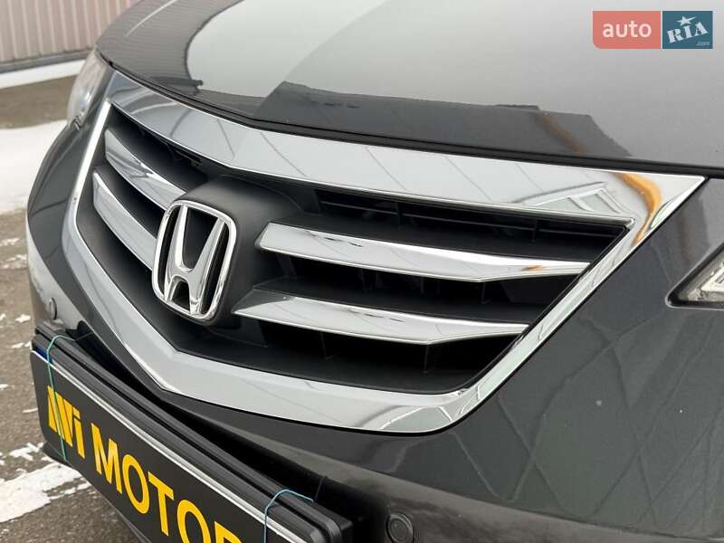 Седан Honda Accord 2011 в Києві
