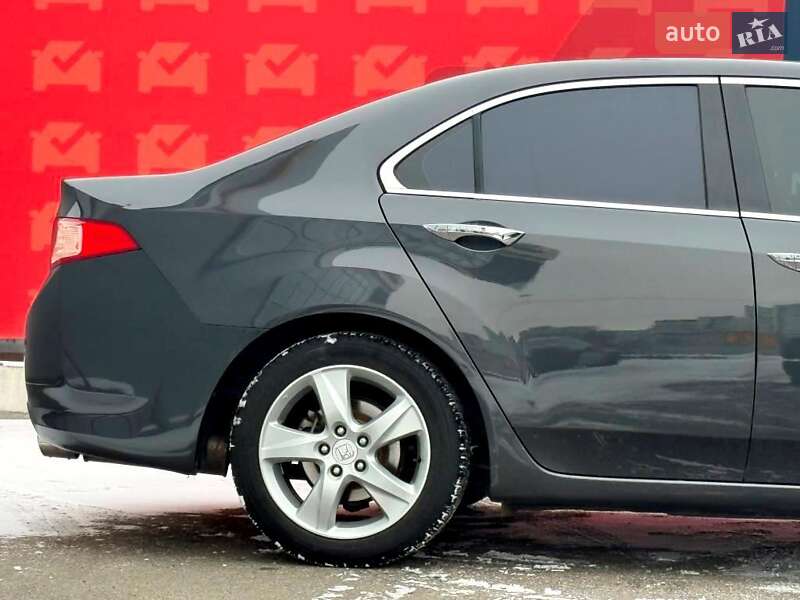 Седан Honda Accord 2011 в Києві