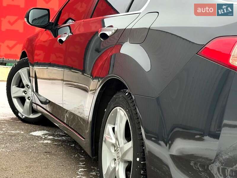 Седан Honda Accord 2011 в Києві