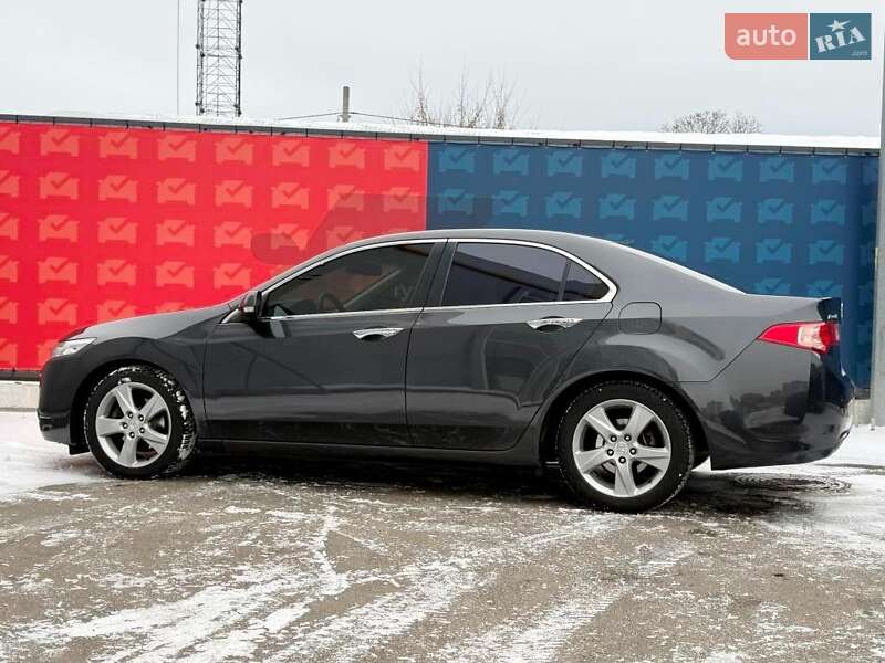 Седан Honda Accord 2011 в Києві