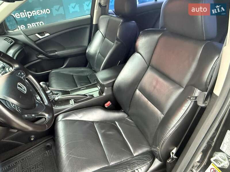 Седан Honda Accord 2011 в Києві