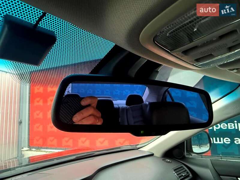 Седан Honda Accord 2011 в Києві