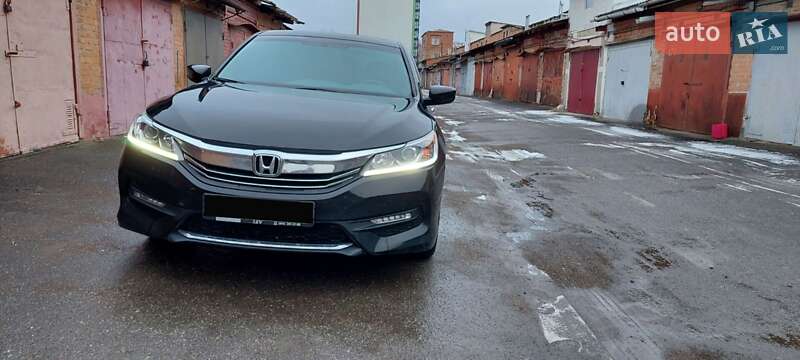 Седан Honda Accord 2017 в Виннице