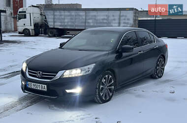 Седан Honda Accord 2013 в Каменском