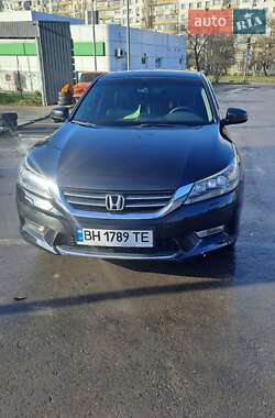 Седан Honda Accord 2013 в Одессе