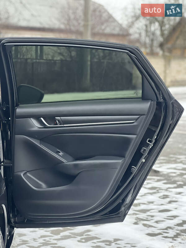 Седан Honda Accord 2022 в Вінниці