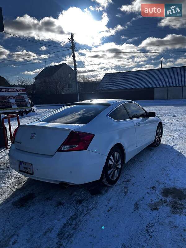Купе Honda Accord 2011 в Василькове