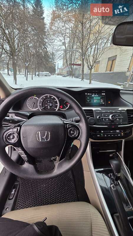 Седан Honda Accord 2017 в Киеве