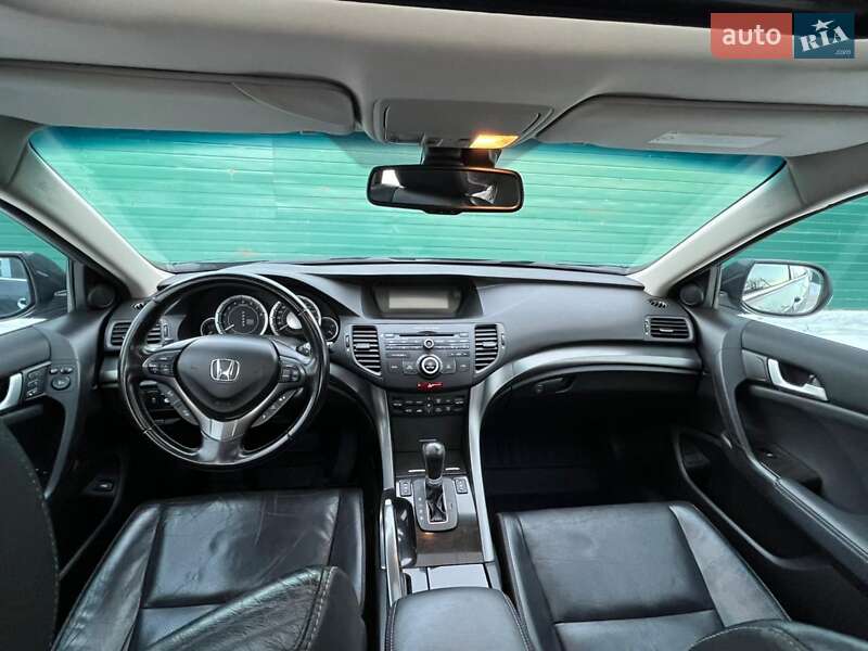 Седан Honda Accord 2011 в Киеве