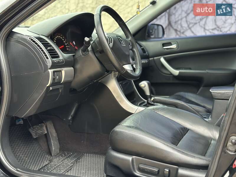 Седан Honda Accord 2004 в Одесі