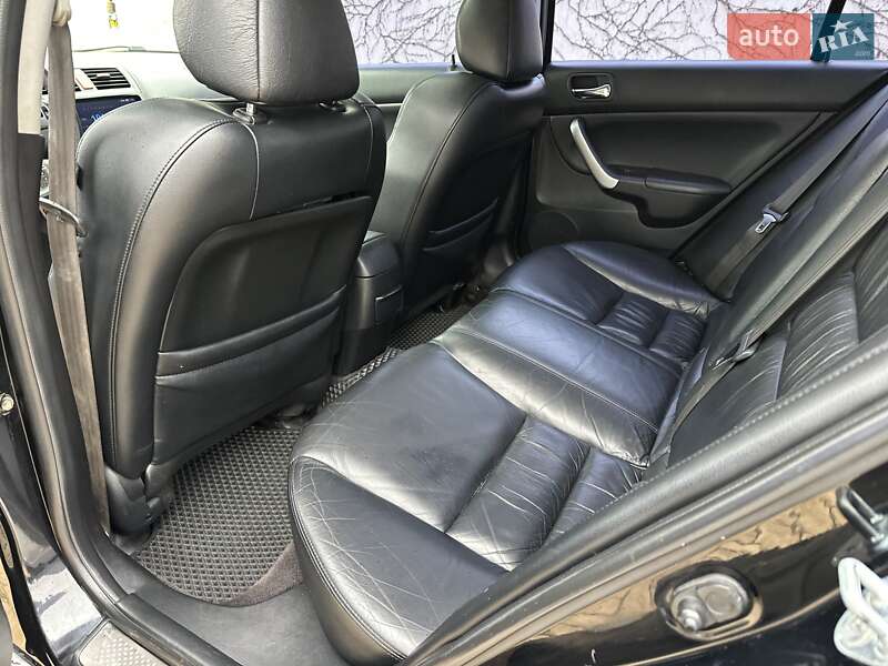 Седан Honda Accord 2004 в Одесі