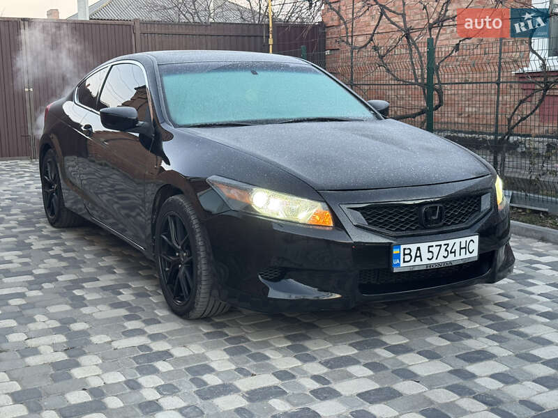 Купе Honda Accord 2012 в Кропивницком