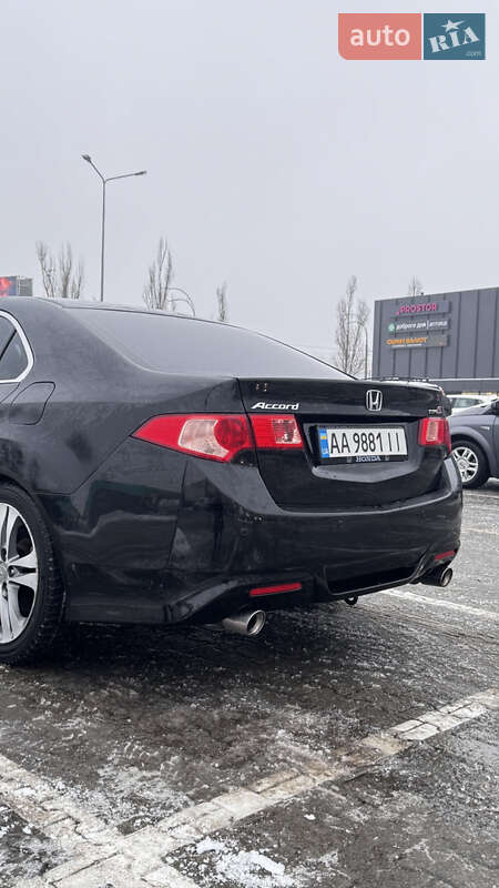 Седан Honda Accord 2012 в Києві