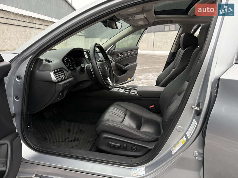 Седан Honda Accord 2019 в Киеве фото 27 Седан Honda Accord 2019 в Киеве