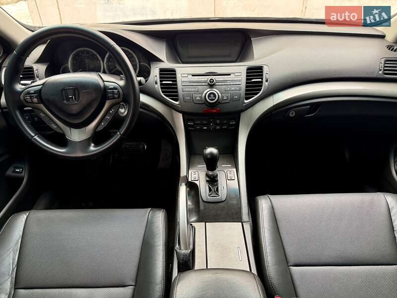 Седан Honda Accord 2008 в Днепре