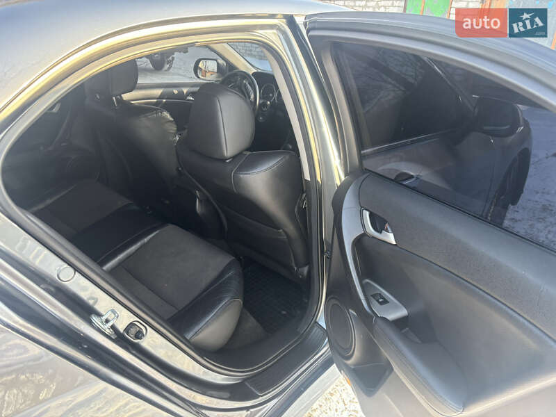 Седан Honda Accord 2008 в Славянске