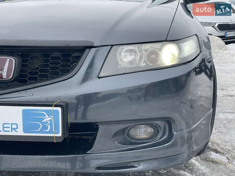 Седан Honda Accord 2003 в Киеве