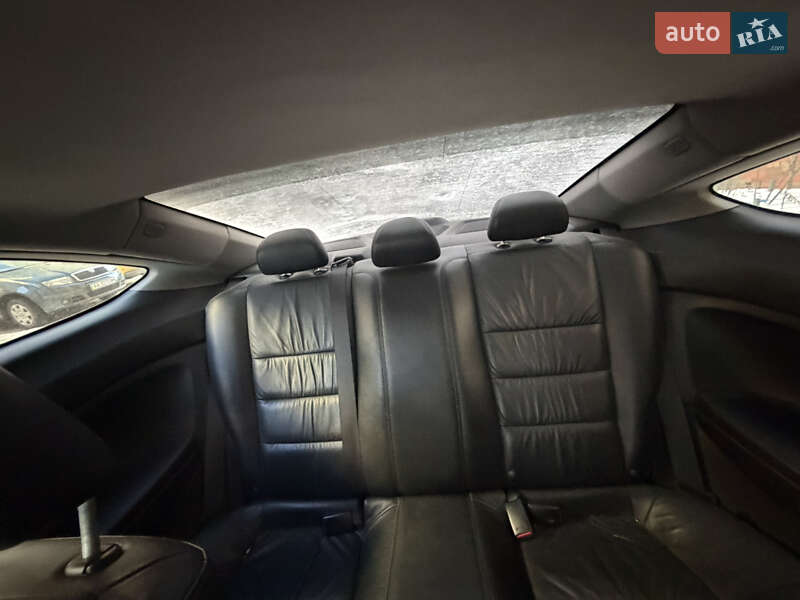 Купе Honda Accord 2008 в Киеве