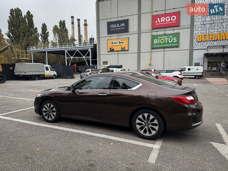 Купе Honda Accord 2013 в Киеве