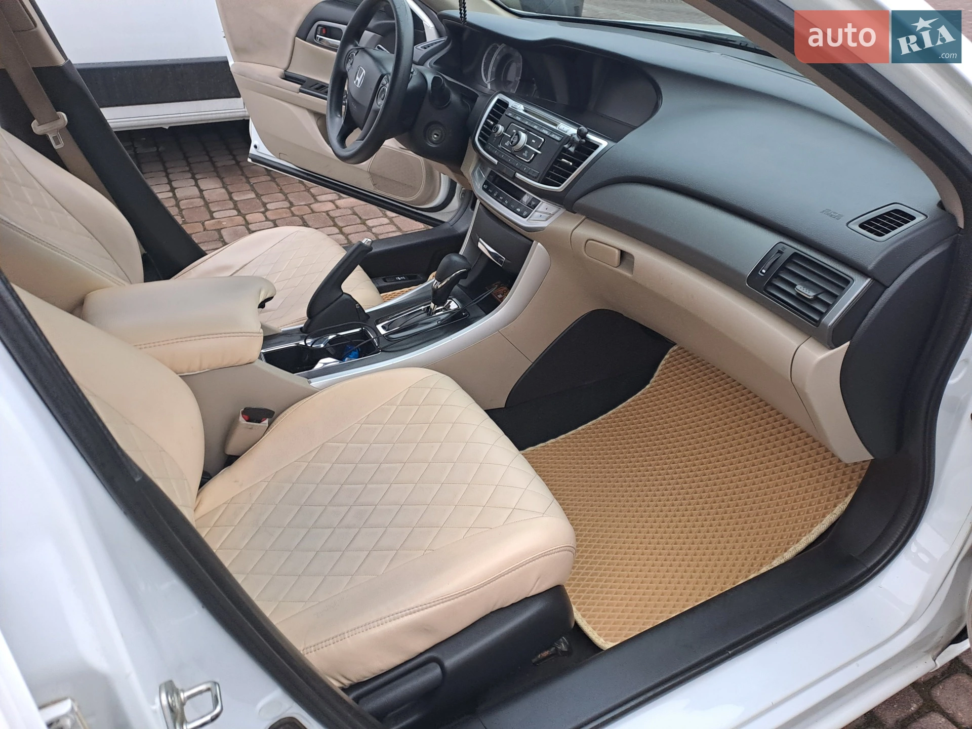 2013 Honda Accord - мініатюра 11