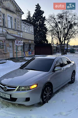 Седан Honda Accord 2006 в Смеле