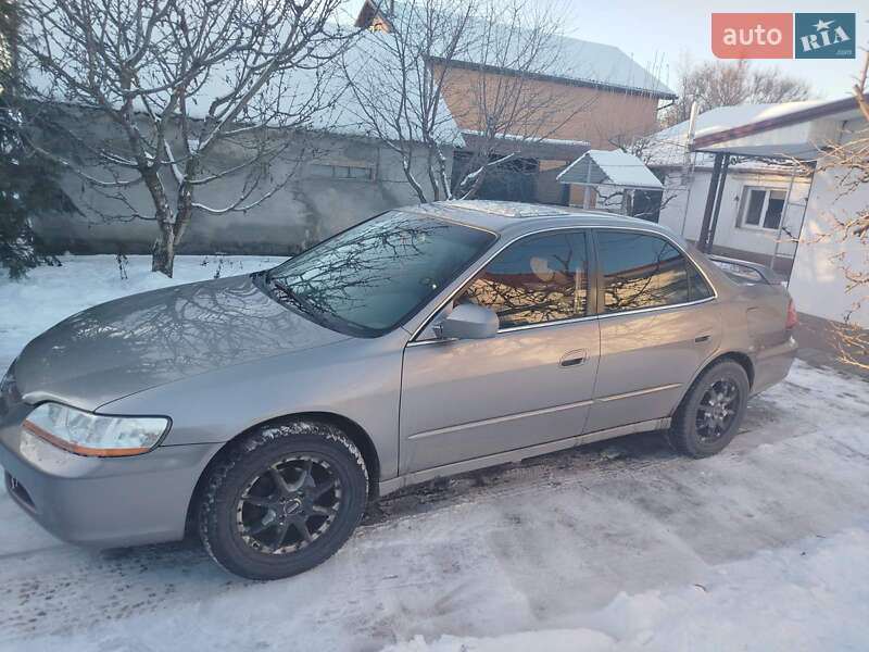 Honda Accord 2000