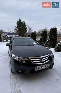 Седан Honda Accord 2011 в Солотвині