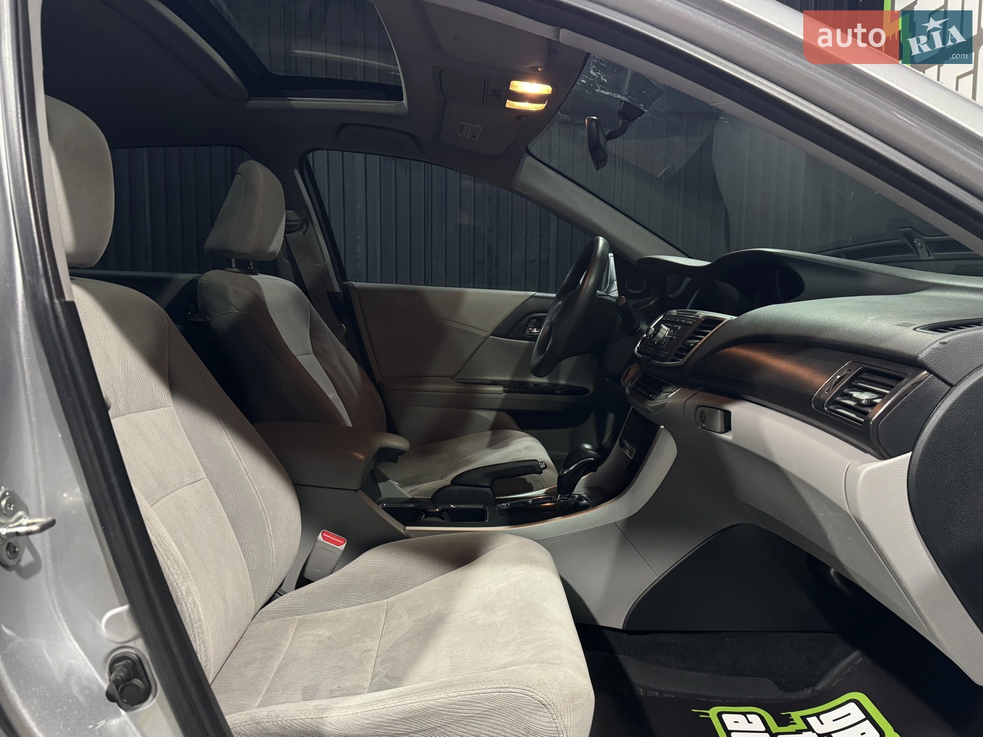 2013 Honda Accord - мініатюра 17