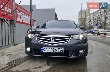Седан Honda Accord 2009 в Киеве