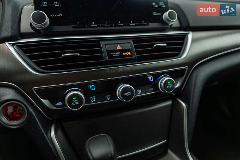 Седан Honda Accord 2020 в Киеве