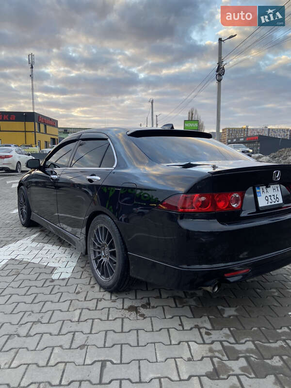 Седан Honda Accord 2006 в Киеве