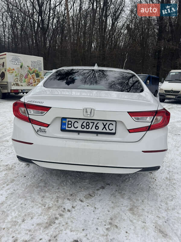 Седан Honda Accord 2018 в Львове