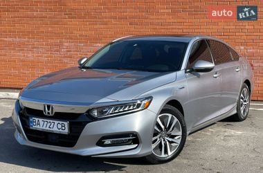 Седан Honda Accord 2018 в Киеве